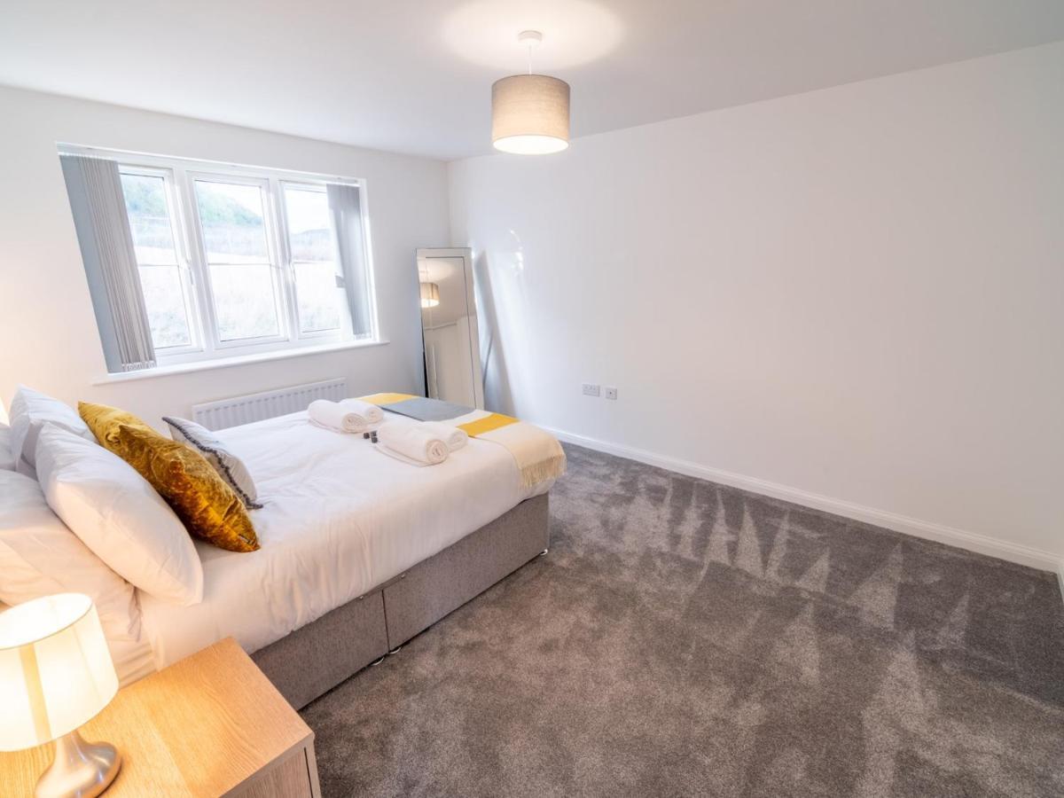Pass The Keys Centrally Located Beautiful 3 Bed New Build *